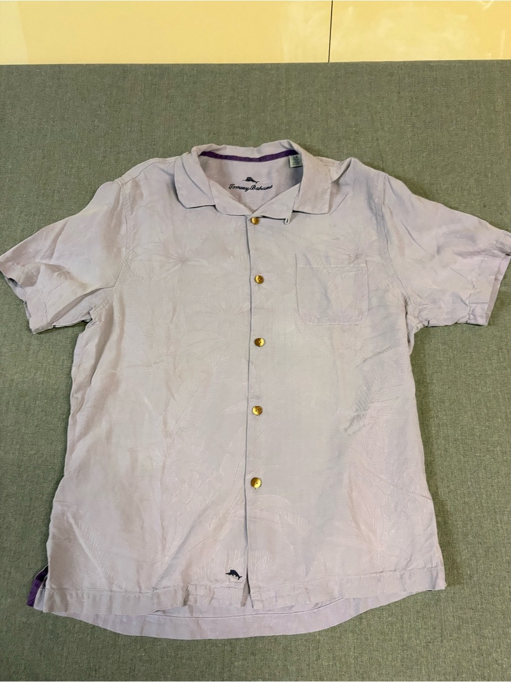 Tommy Bahama Lavender 100% Silk Short Sleeve Camp Shirt with Gold Buttons
